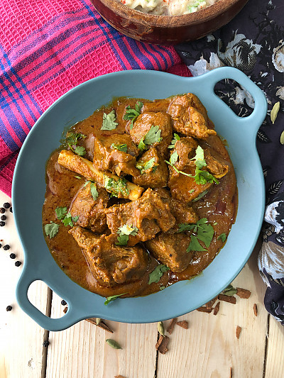 Elaichi Gosht made with Madhuban Bhoona Sauce